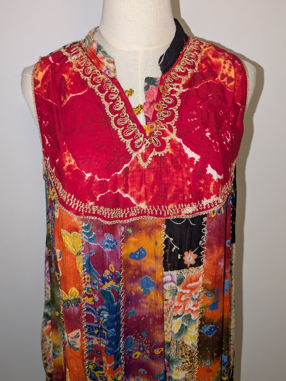 Vintage Red Yoke Multi-Color Sleeveless Mini Dress - Picture 3 of 9